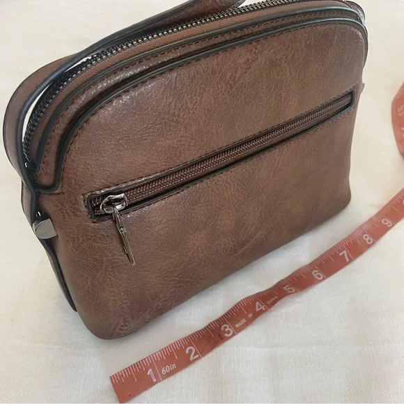 Sam & Hadley Embroidered Dome Cross Crossbody NWT - Picture 6 of 6